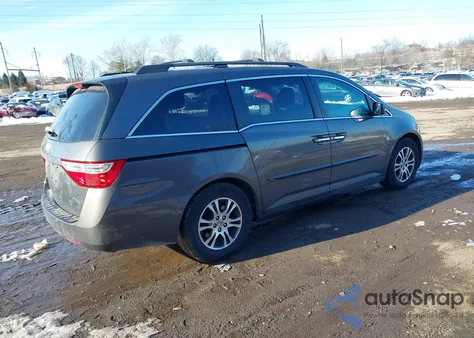 2013 Honda Odyssey Ex-L z USA, uszkodzony, nr VIN 5FNRL5H62DB072068